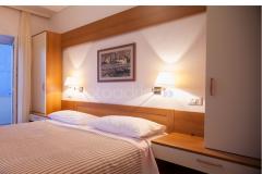 Beachfront Brela Apartmány Izba 5 - Ljubica V foto 4