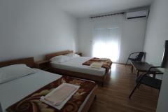 Apartmány Vrđuka Izba 6: (2+1) - Soba 2.kat foto 1