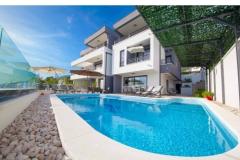 Apartmány s bazénom Apartmán 2 - MAIVICA foto 1