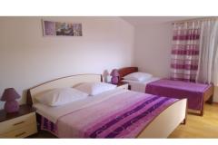 Apartmány TONĆI I IRIS*** Apartmán 4 - A2+2 foto 4