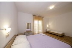 APARTMANI DEBELIĆ Apartmán 2 - Dobrila 2 foto 4