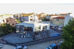 Holiday home with swimming pool Apartmán 1: (4+0) - APP *** foto 1