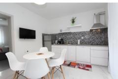Holiday home with swimming pool Apartmán 1: (4+0) - APP *** foto 4
