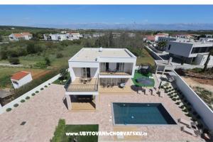 Vila Amara – Zaton