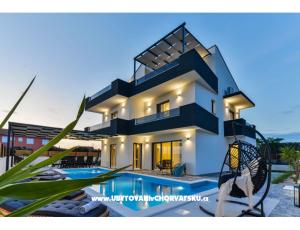 Villa JoMaNi