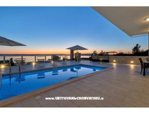 Villa Infinite