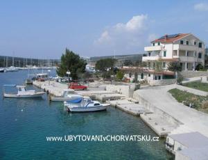 Apartmány Lovro Pag