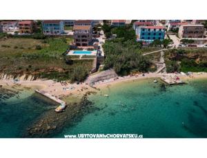 Pool apartments Pag