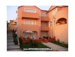 Apartmány Ivan i Zeljka Pakostane