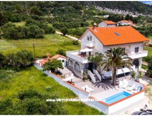 Apartmány Anny s bazénom