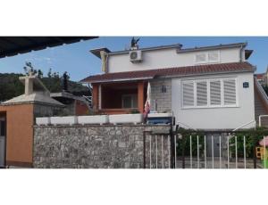 Apartmány TICA