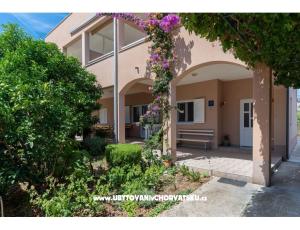 Apartmány Samac
