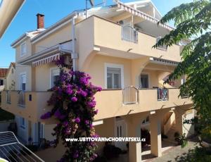 Apartmány Mira