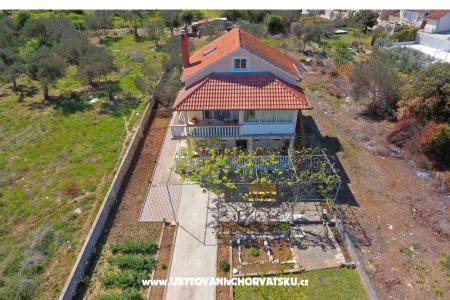 Large garden Bibinje Chorvátsko