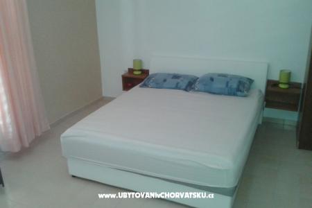 Apartmány Maina foto 3