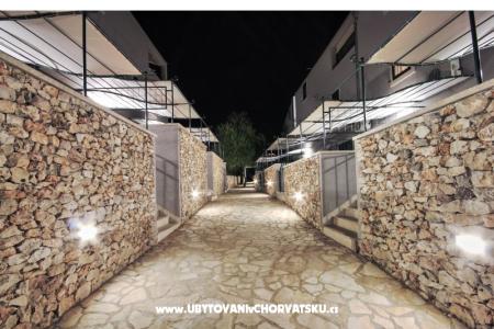 Kala mendula apartmani Brač Chorvátsko