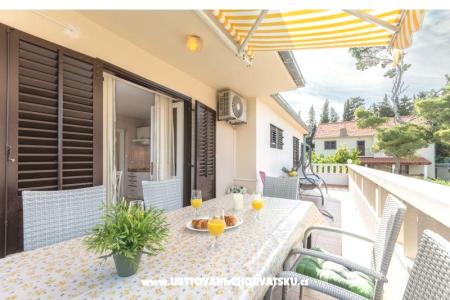 Villa Nelly foto 5