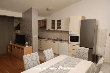 Apartmány Maraska i Anamaria foto 5