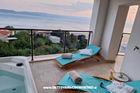 Ivana &amp; Luka Brela Chorvátsko