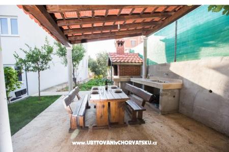 AdriaApartmány foto 3