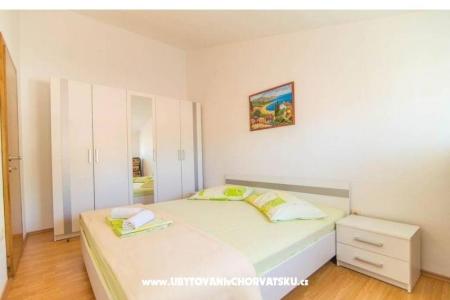 Apartmány with sea view Cihorich foto 5