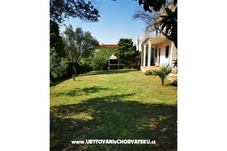 Apartmány Dijana Sv. Filip i Jakov Chorvátsko