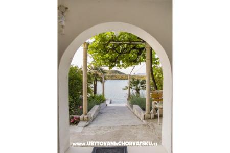 Apartmány Ruža Drace & Trstenik Chorvátsko