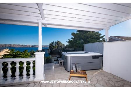 Dom Petra na pláži Karlobag Chorvátsko