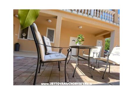 Aenona apartmani Nin Chorvátsko