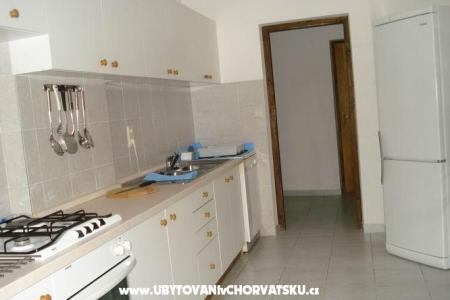 Apartmány Jakišnica foto 5