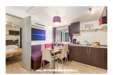 Mobile Home Luna - Kamp Straško foto 3