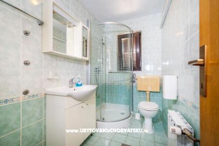 Villa Omra Apartmány foto 5