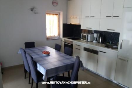 Ferienhaus Povile foto 5