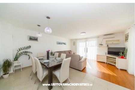 Apartmány  LUNI foto 3