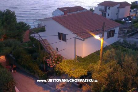 Apartmány Kuzmić Omiš Chorvátsko