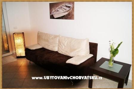 4**** apartments s bazénom  foto 4