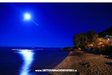 Apartmány  Šime Omiš Chorvátsko