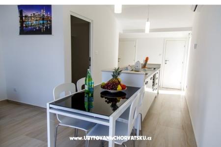Nemira Sunny Apartmány foto 2