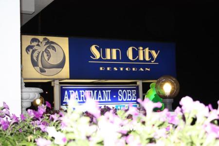 Sun City Apartmány foto 2