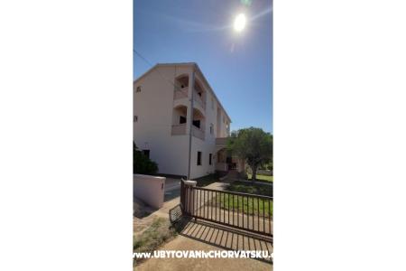 Apartmány Lili ostrov Pag Chorvátsko