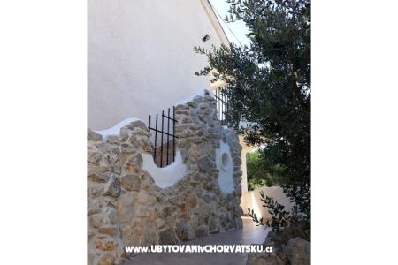 Apartmány Paula &amp; Karla  Pakoštane Chorvátsko