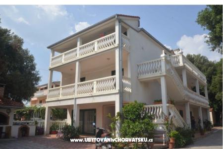 IVA 2 Pakoštane Chorvátsko