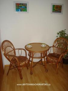 White Dom foto 3