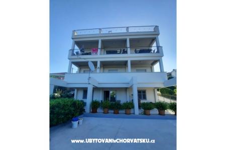 Apartmány Plave oči  Podstrana Chorvátsko