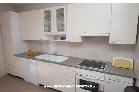Zara Apartmán foto 2