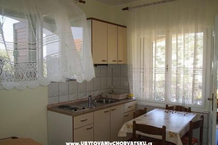 Apartmány and rooms Mikelin  foto 3