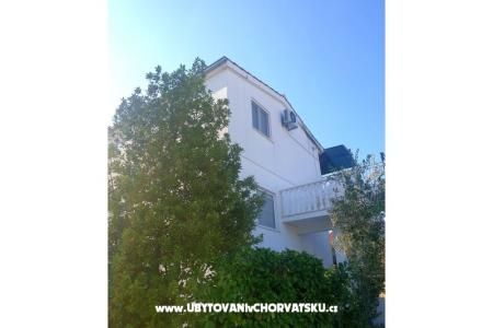 Apartmány Dino Rogoznica Chorvátsko