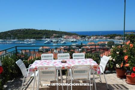 Apartmány Karabatić Rogoznica Chorvátsko