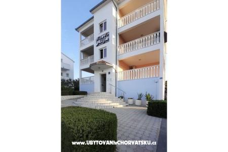 Apartmány ***Villa Mija*** Rogoznica Chorvátsko