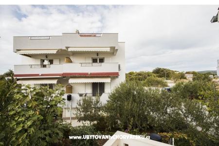 Apartmány Magnolia Radačić Rogoznica Chorvátsko